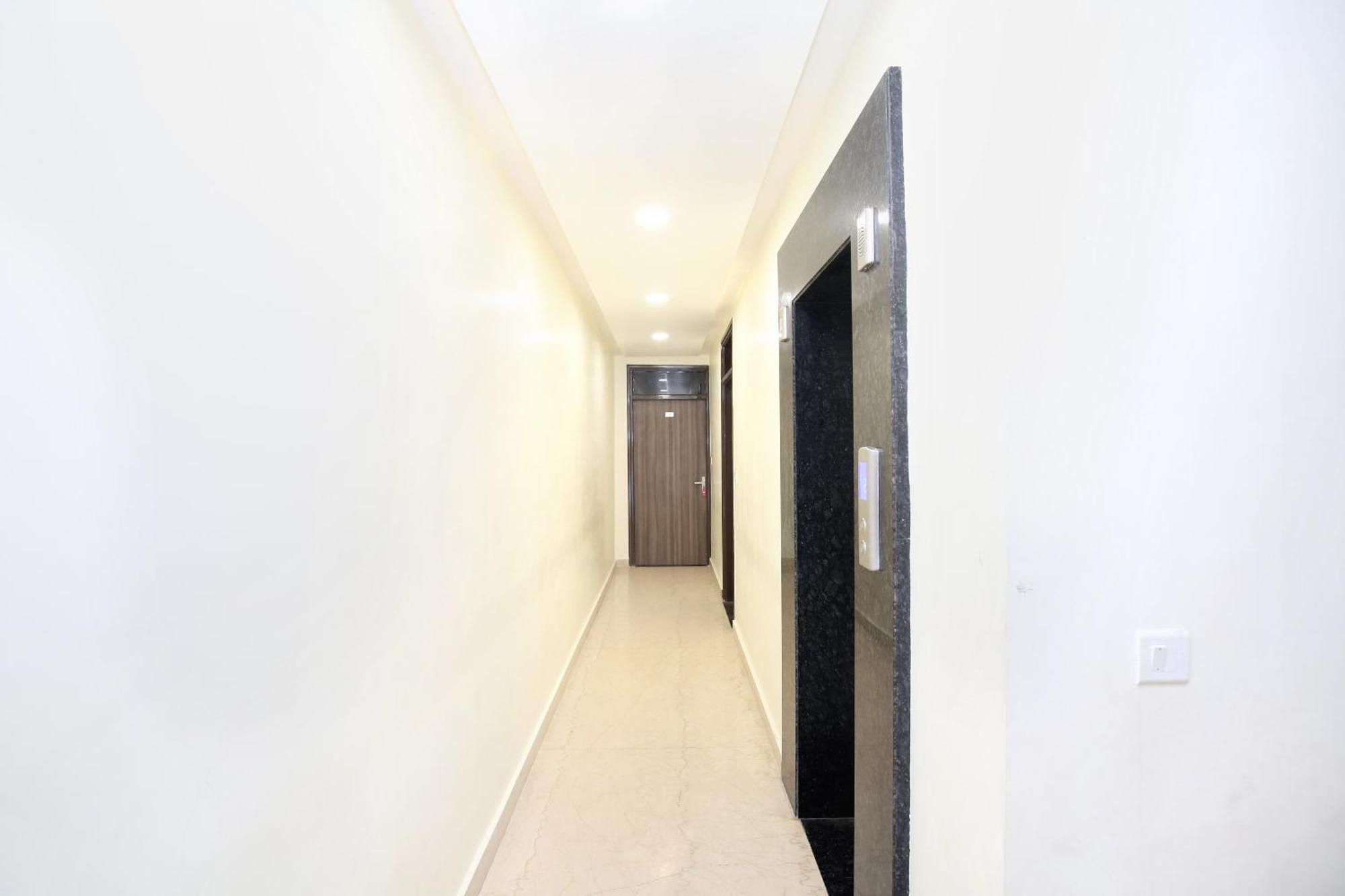 Oyo 17307 Hotel Kings Amritsar Bagian luar foto